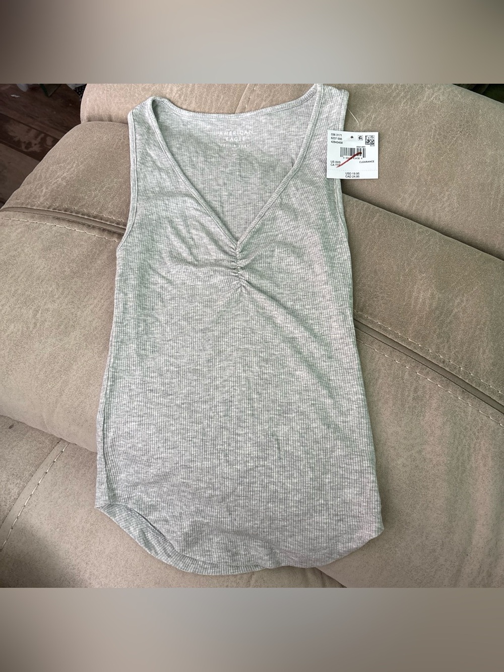 American Eagle Outfitters Heather Gray Ribbed V-Neck Tank